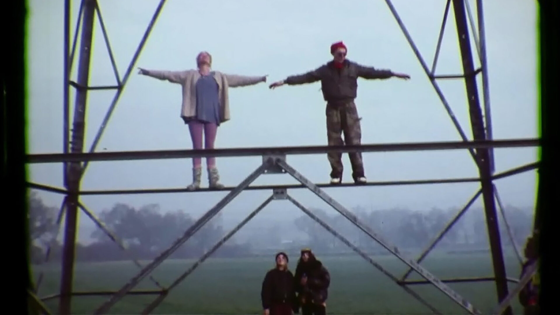 Everybody In The Place 1