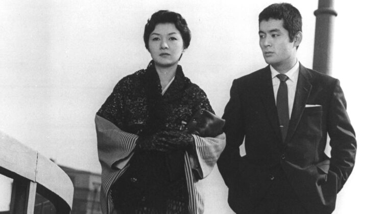 When A Woman Ascends The Stairs 3